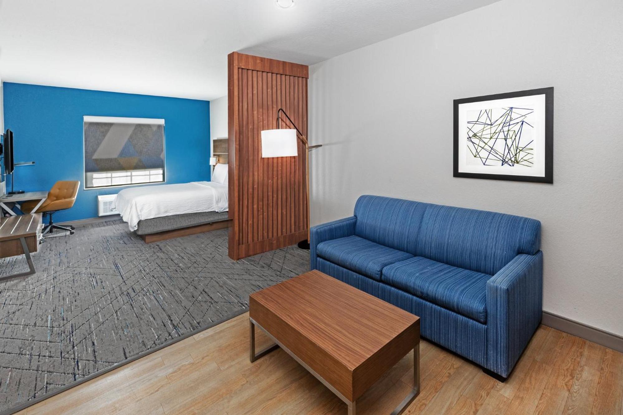 Holiday Inn Express & Suites Tulsa S Broken Arrow Hwy 51 By Ihg Exterior photo
